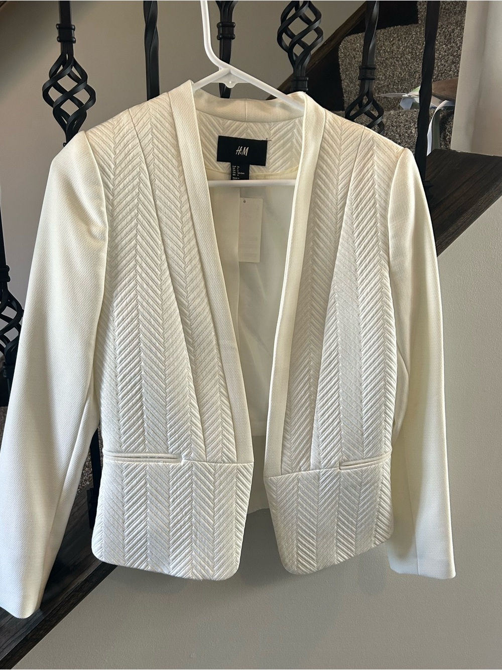 H&M White Textured Open-Front Blazer